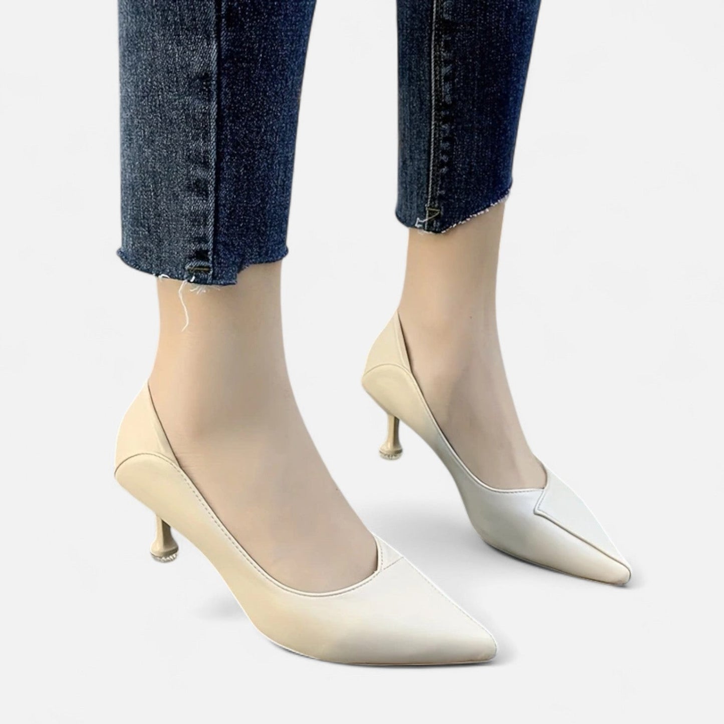 Belmoir Women's Black Pumps | Pointed Toe, Chic Kitten Heel