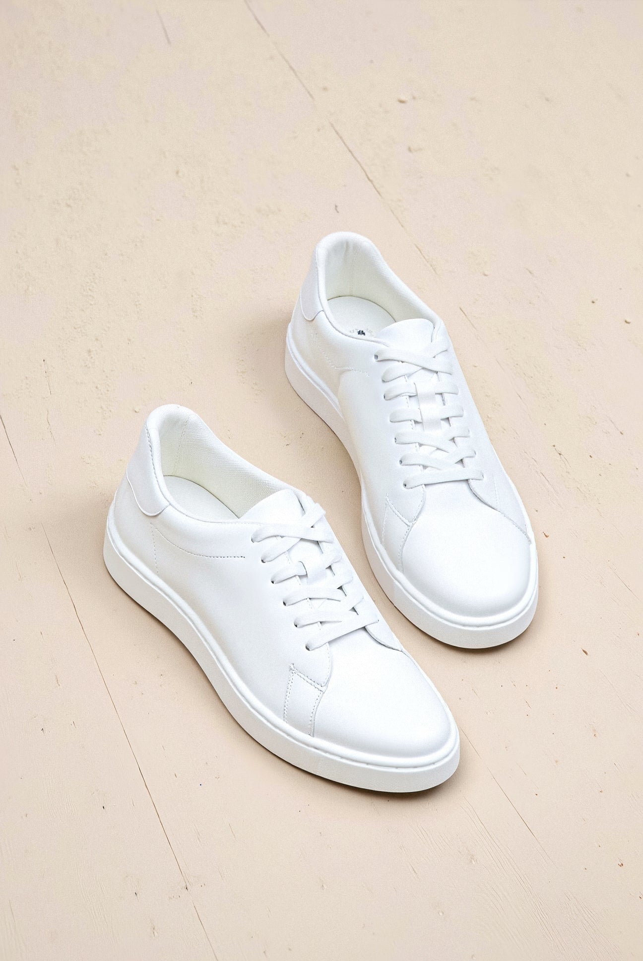 Owen Classic Sneakers | Elegant Solid Color Design 2